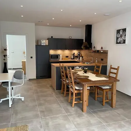 Gemuetliche, Topp Ausgestattete Ferienwohnung Bann Exterior foto