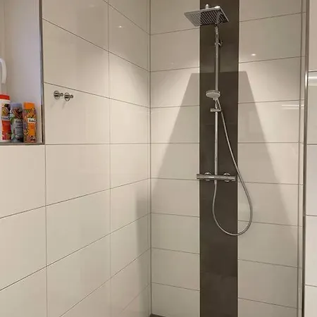Gemuetliche, Topp Ausgestattete Ferienwohnung Bann Exterior foto