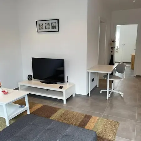 Gemuetliche, Topp Ausgestattete Ferienwohnung Bann Exterior foto